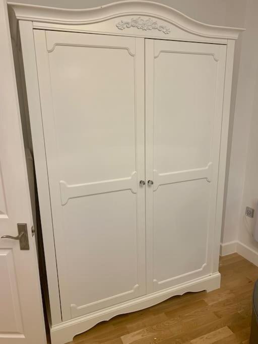 Renovated Miner'S Cottage - Family & Dog Friendly Abertillery المظهر الخارجي الصورة