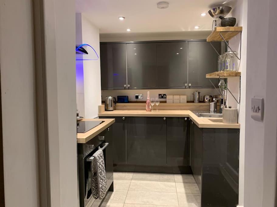 Renovated Miner'S Cottage - Family & Dog Friendly Abertillery المظهر الخارجي الصورة